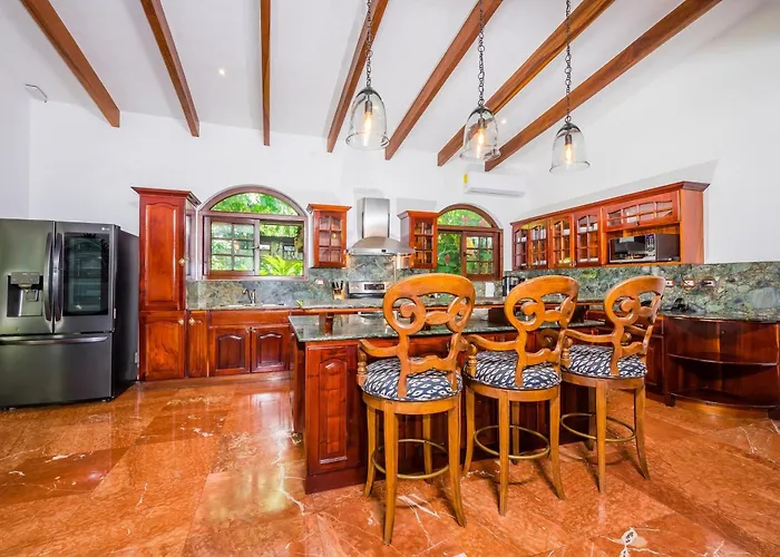 Villa Blue Jewel Oceanfront Private Tamarindo