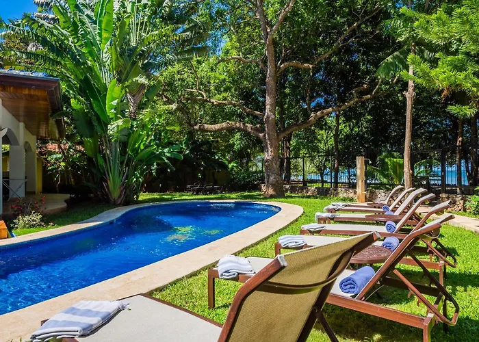 Villa Blue Jewel Oceanfront Private Tamarindo